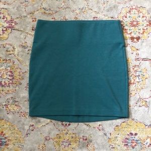 Adorable turquoise BCBGeneration miniskirt